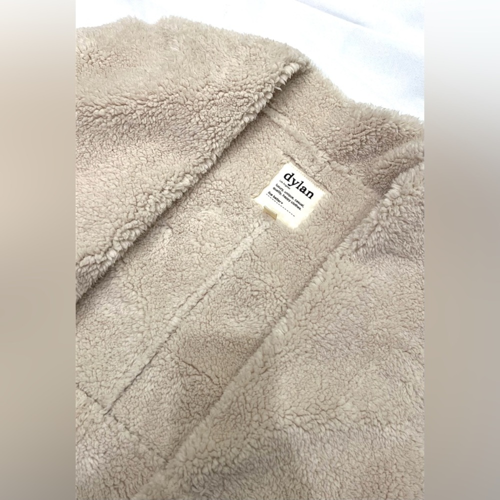 Dylan Tan and Cream Shearling Jacket - Picture 2 of 5